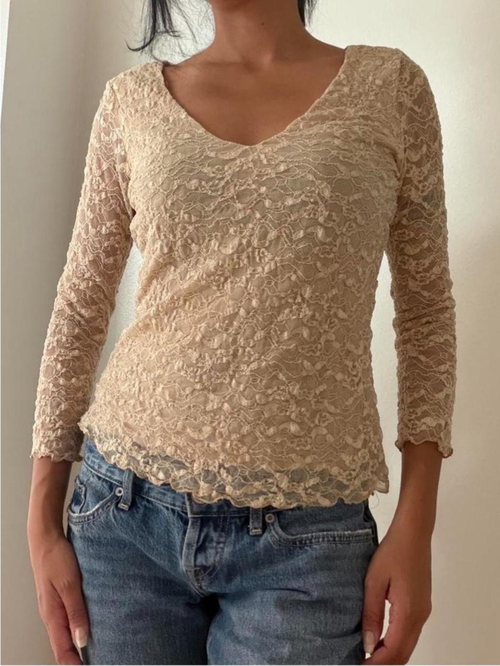 Y2K INC Beige Lace Long Sleeve Top